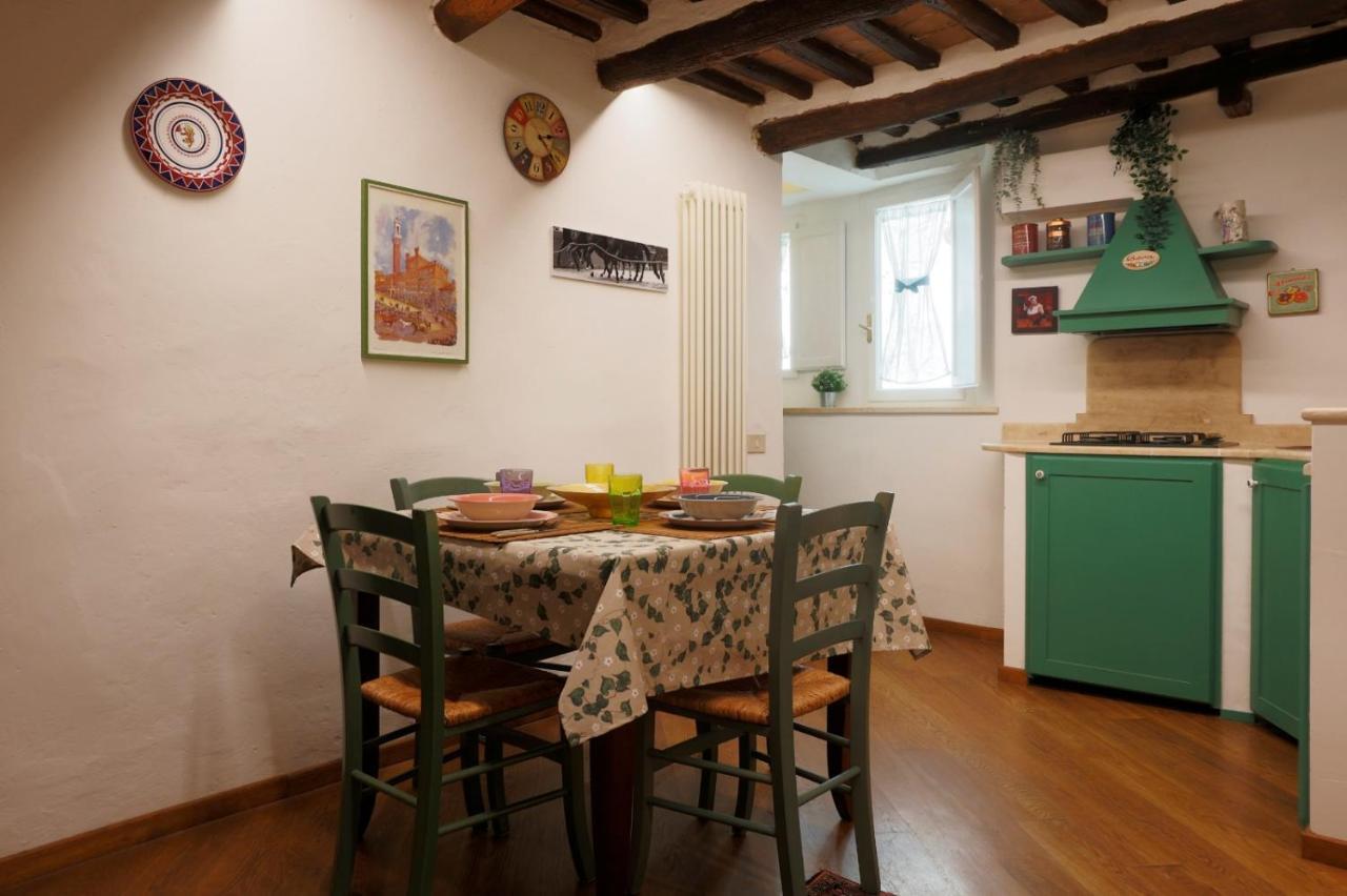 Mantellini Apartment Сієна Екстер'єр фото