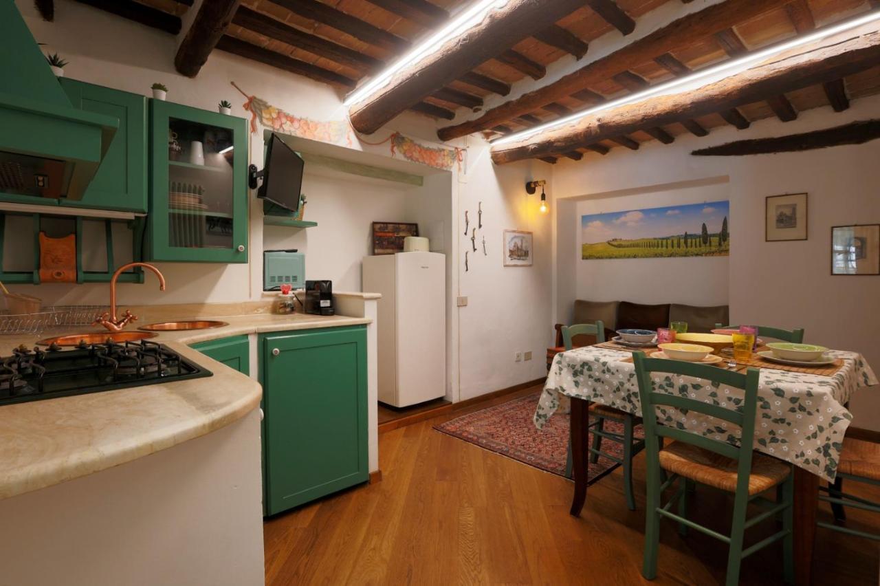 Mantellini Apartment Сієна Екстер'єр фото