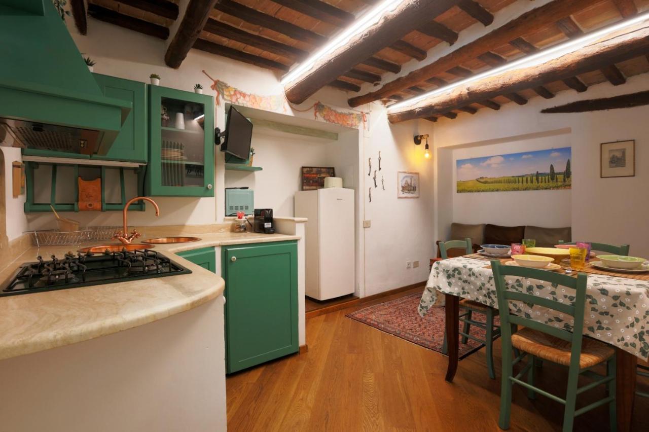 Mantellini Apartment Сієна Екстер'єр фото