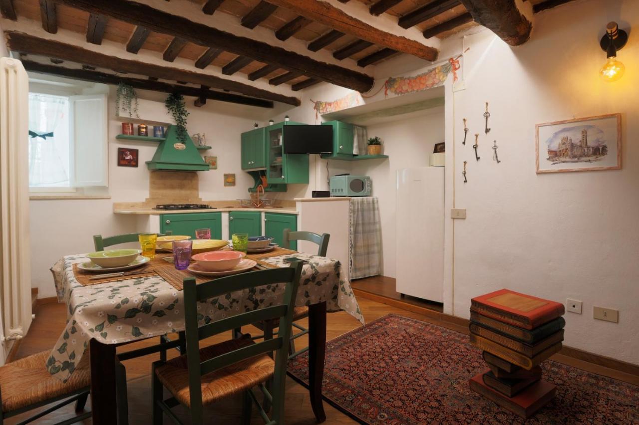 Mantellini Apartment Сієна Екстер'єр фото